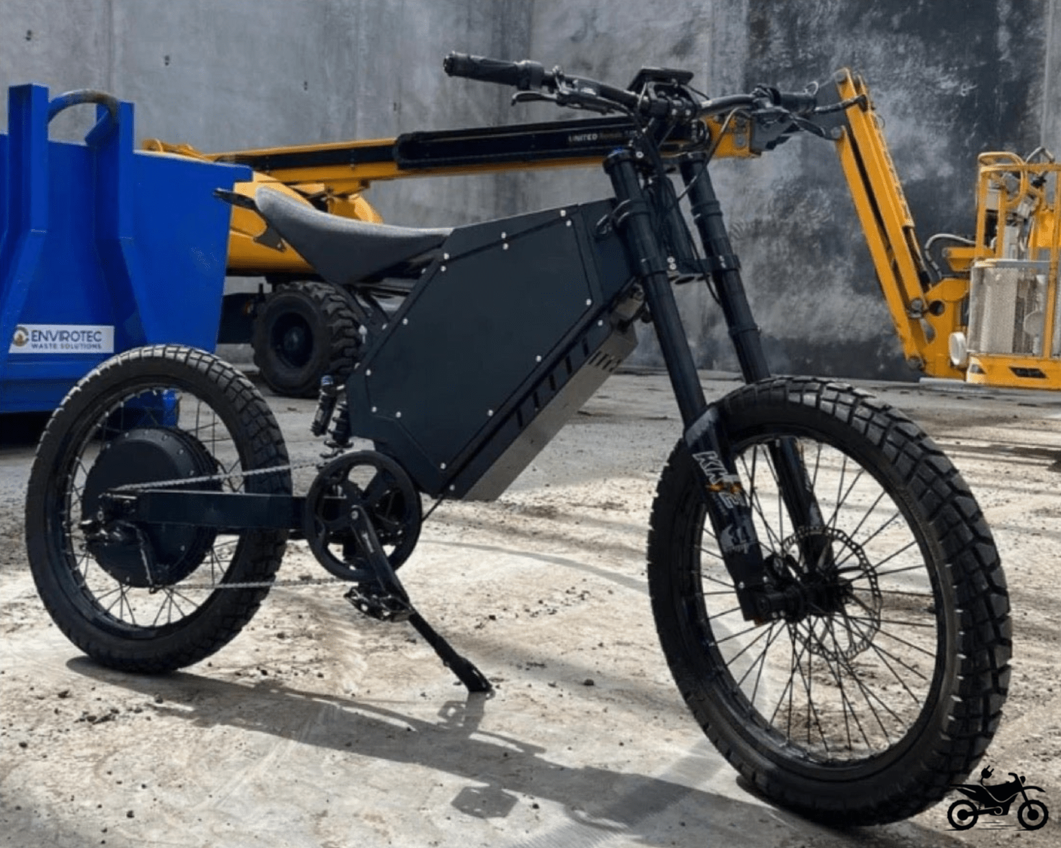 Stealth Bomber High Performance Electric Dirt Bikes 15000W Motor zappscycles